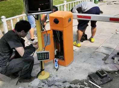 ���̎��ͣ܇��(ch��ng)���lϵ�y(t��ng)��Ҋ(ji��n)�Ĺ���